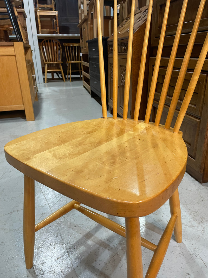 スポークバックチェア <br> 大和店 - ヴィンテージ SHARK ATTACK