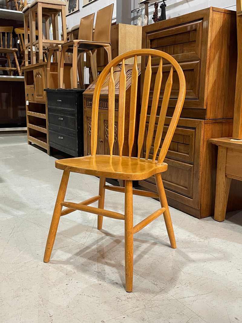 スポークバックチェア <br>大和店 - ヴィンテージ SHARK ATTACK