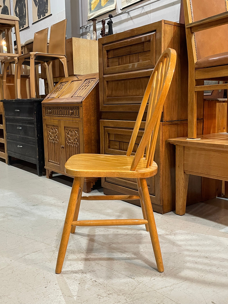 スポークバックチェア <br>大和店 - ヴィンテージ SHARK ATTACK