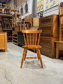 スピンドルバックチェア<br> 大和店 - ヴィンテージ SHARK ATTACK