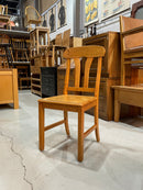 ウッドダイニングチェア<br> 大和店 - ヴィンテージ SHARK ATTACK