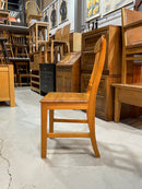 ウッドダイニングチェア<br> 大和店 - ヴィンテージ SHARK ATTACK