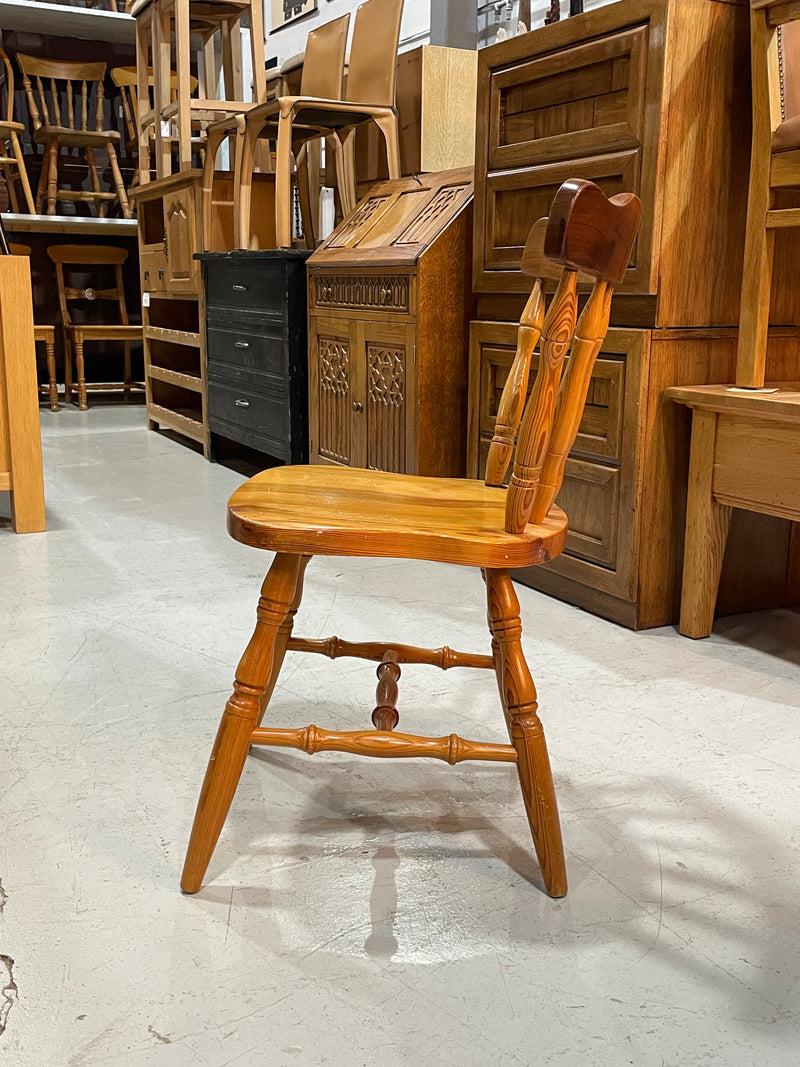 ウッド ダイニングチェア <br> 大和店 - ヴィンテージ SHARK ATTACK