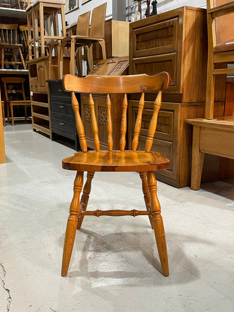 ウッド ダイニングチェア <br> 大和店 - ヴィンテージ SHARK ATTACK