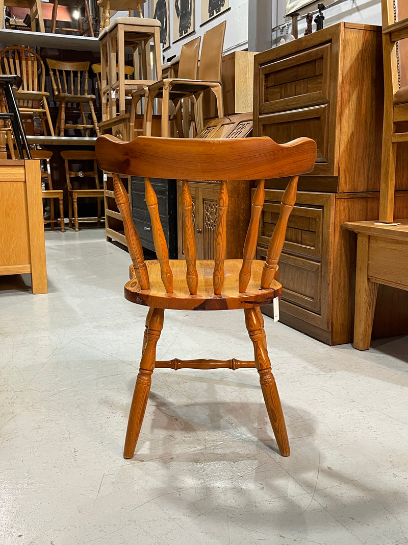 ウッド ダイニングチェア <br> 大和店 - ヴィンテージ SHARK ATTACK