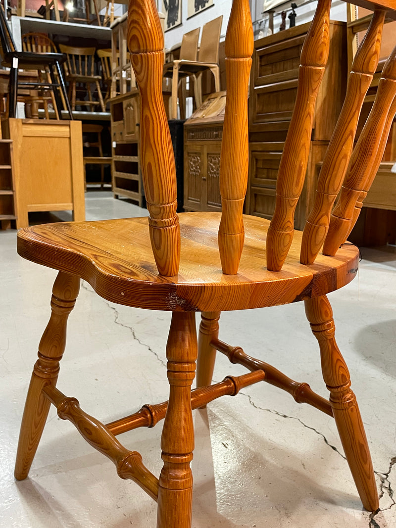 ウッド ダイニングチェア <br> 大和店 - ヴィンテージ SHARK ATTACK