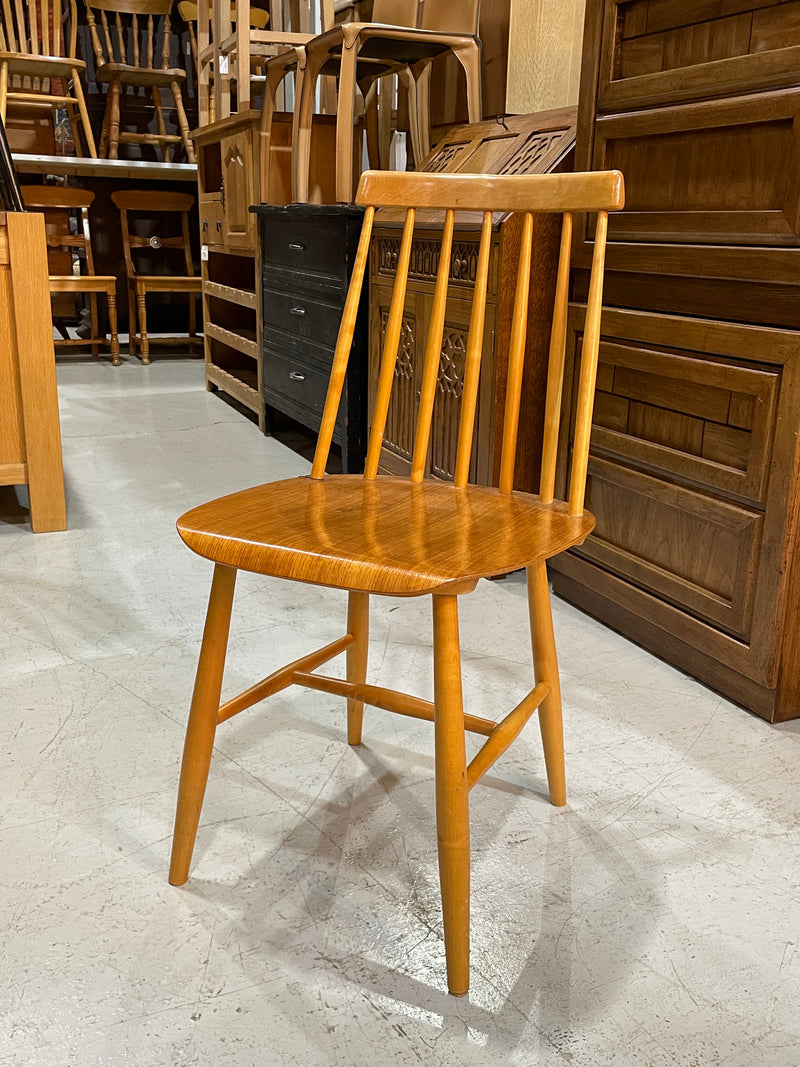 ウッド ダイニングチェア <br> 大和店 - ヴィンテージ SHARK ATTACK