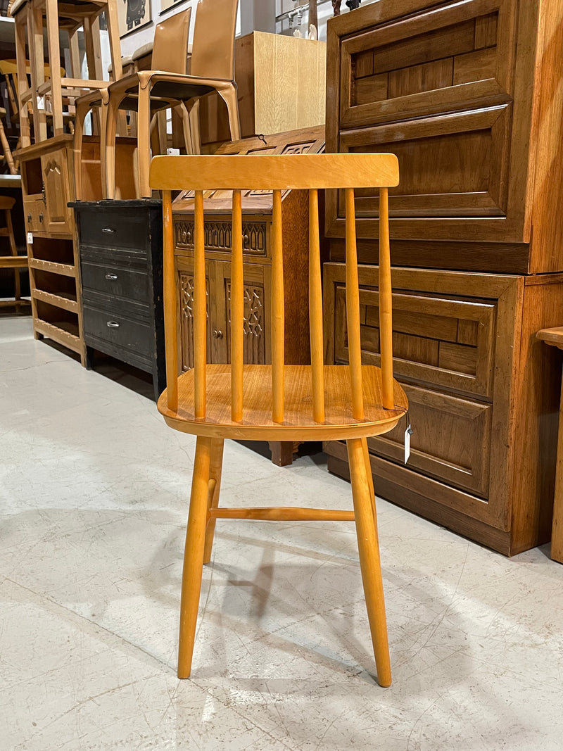 ウッド ダイニングチェア <br> 大和店 - ヴィンテージ SHARK ATTACK