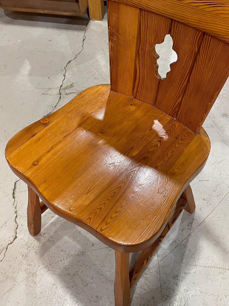 オークウッド ダイニングチェア<br> 大和店 - ヴィンテージ SHARK ATTACK