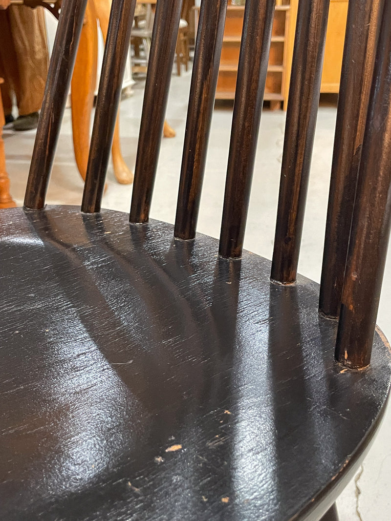 ウッドダイニングチェア <br> 大和店 - ヴィンテージ SHARK ATTACK