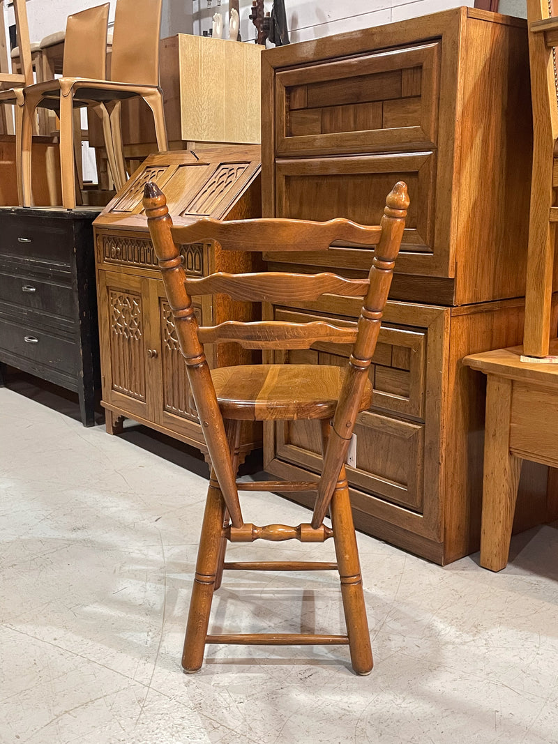 ウッドダイニングチェア <br> 大和店 - ヴィンテージ SHARK ATTACK