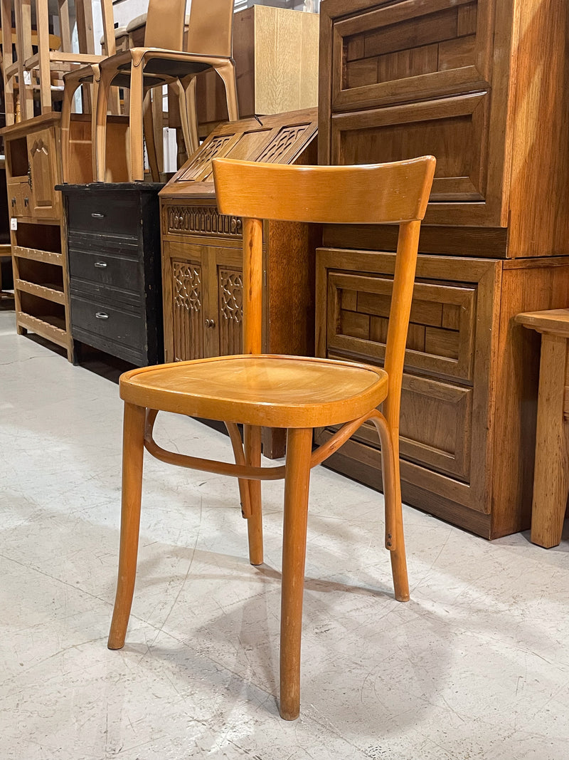 ウッドダイニングチェア <br> 大和店 - ヴィンテージ SHARK ATTACK