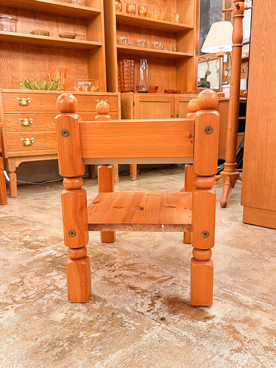 パインウッド ナイトテーブル - cerote antiques