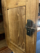 オークウッドキャビネット <br> cerote antiques