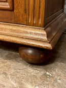 オークウッド カップボード <br> cerote antiques - ヴィンテージ SHARK ATTACK