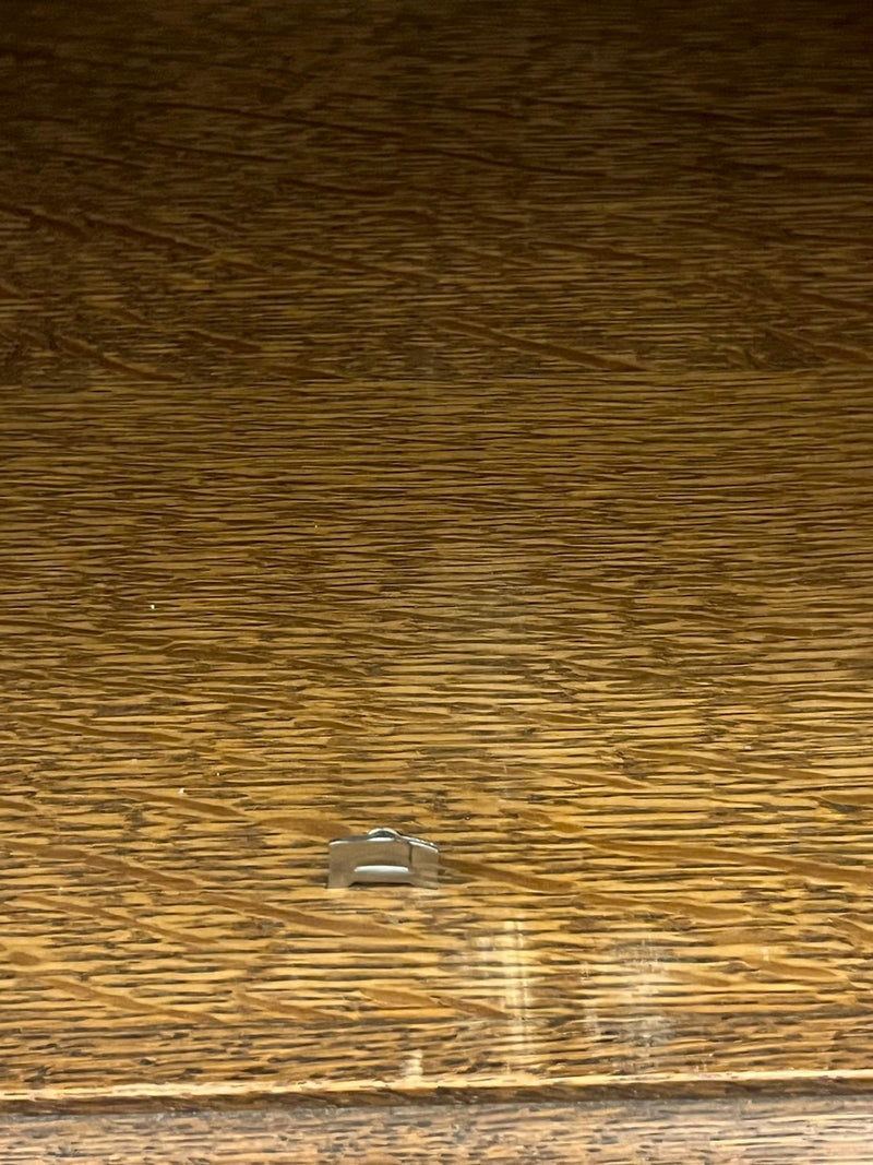 オークウッド カップボード <br> cerote antiques - ヴィンテージ SHARK ATTACK