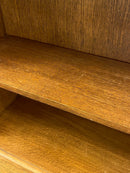 オークウッド カップボード <br> cerote antiques - ヴィンテージ SHARK ATTACK