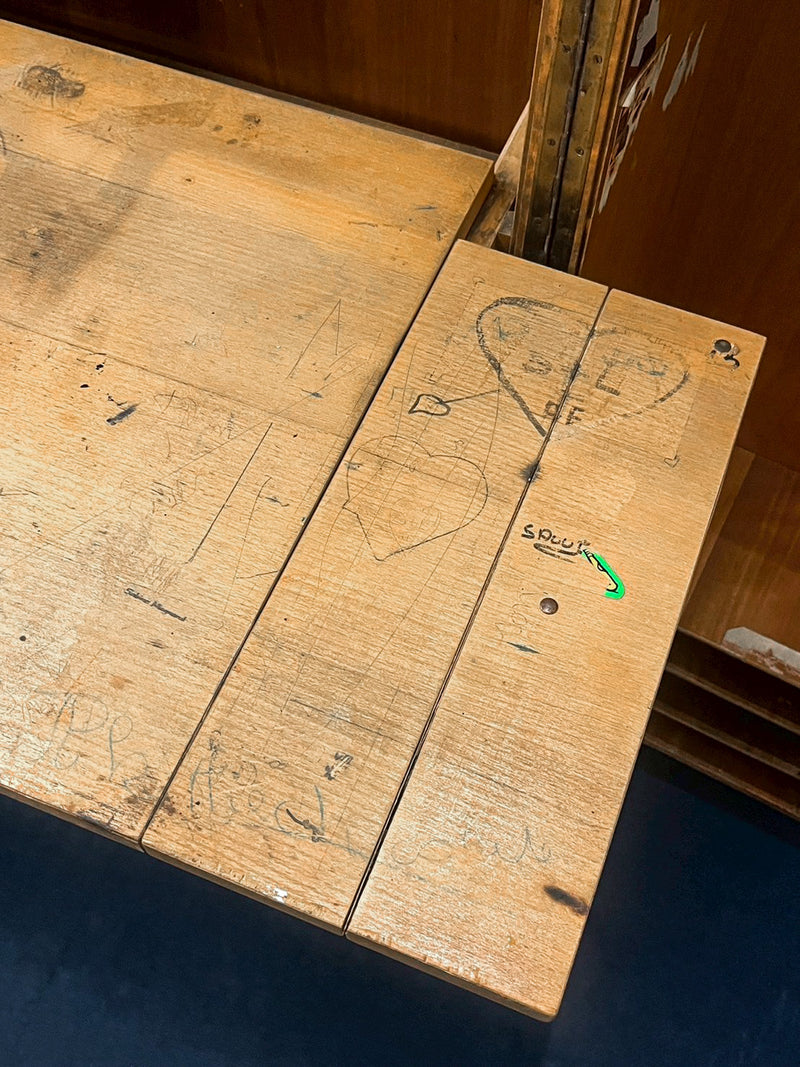 トランクデスク <br> cerote aniques - ヴィンテージ SHARK ATTACK