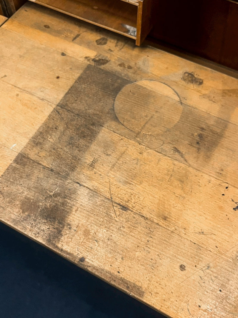 トランクデスク <br> cerote aniques - ヴィンテージ SHARK ATTACK