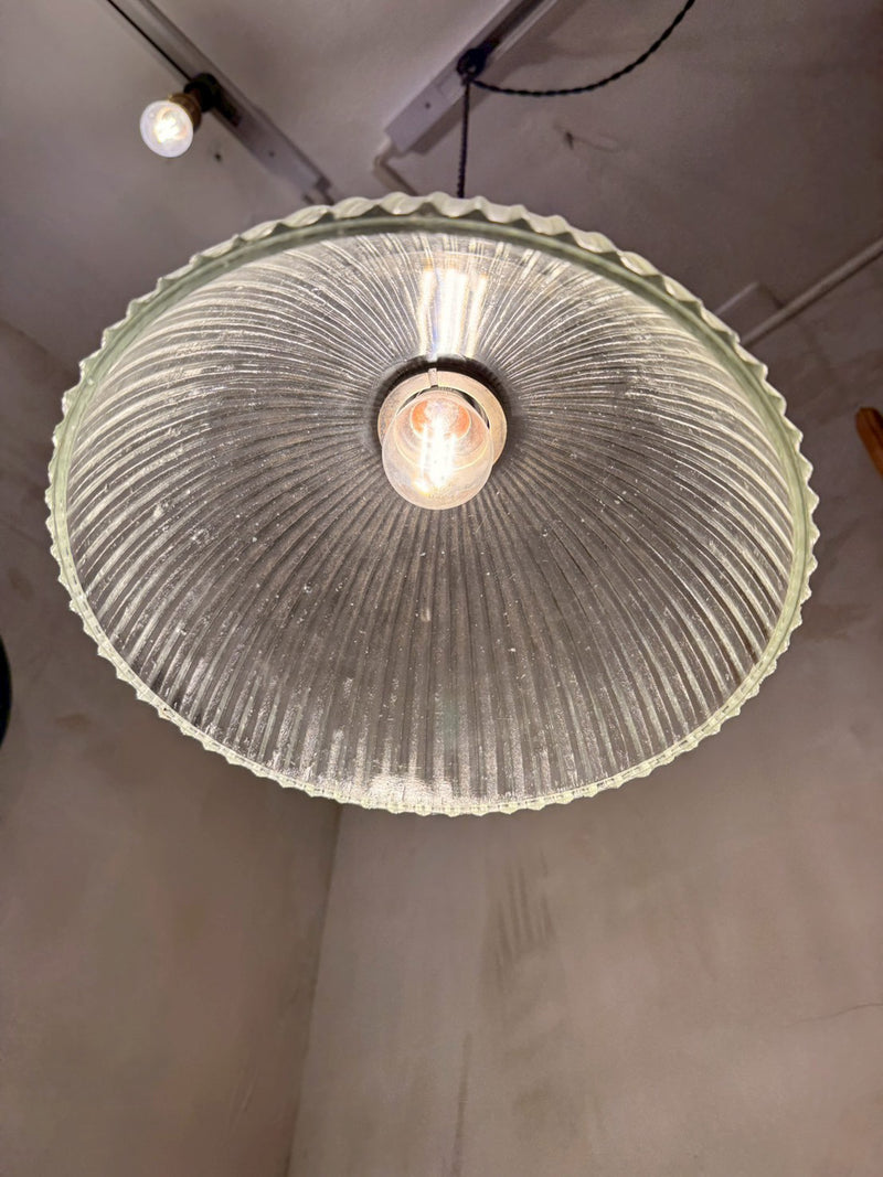 シャークアタック　ペンダントライト ガラスペンダントランプ VINTAGE シャークアタック