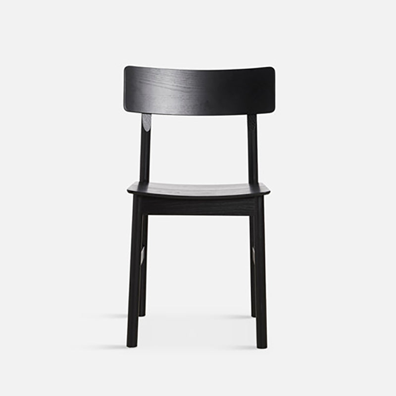 Pause dining chair 2.0 Black painted ash<br>bob's box