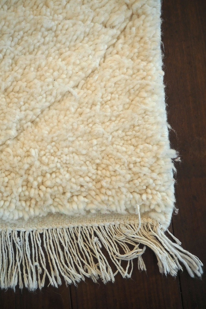 Beni Wallen Rug 1180×540<br> Sendagaya store