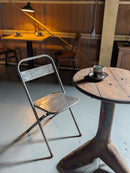 アイアンレッグラウンド テーブル <br>ヴィンテージ <br>TAMAGAWA BASE - ヴィンテージ SHARK ATTACK