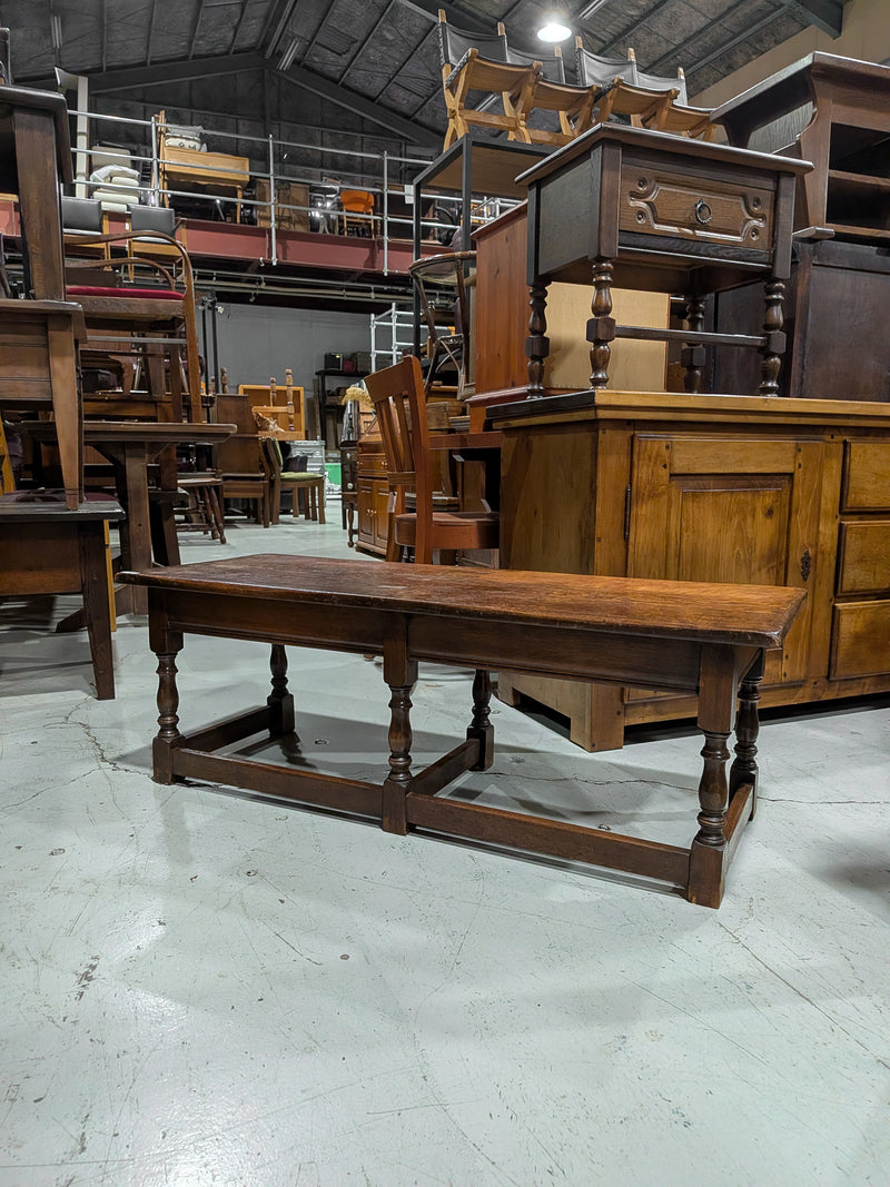 ウッド サイドテーブル <br> 大和店 - ヴィンテージ SHARK ATTACK