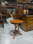 ウッド サイドテーブル <br> 大和店 - ヴィンテージ SHARK ATTACK