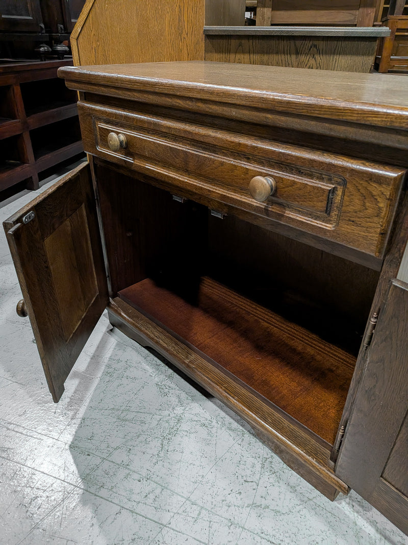 ナイトスタンド/キャビネット <br> 大和店 - ヴィンテージ SHARK ATTACK