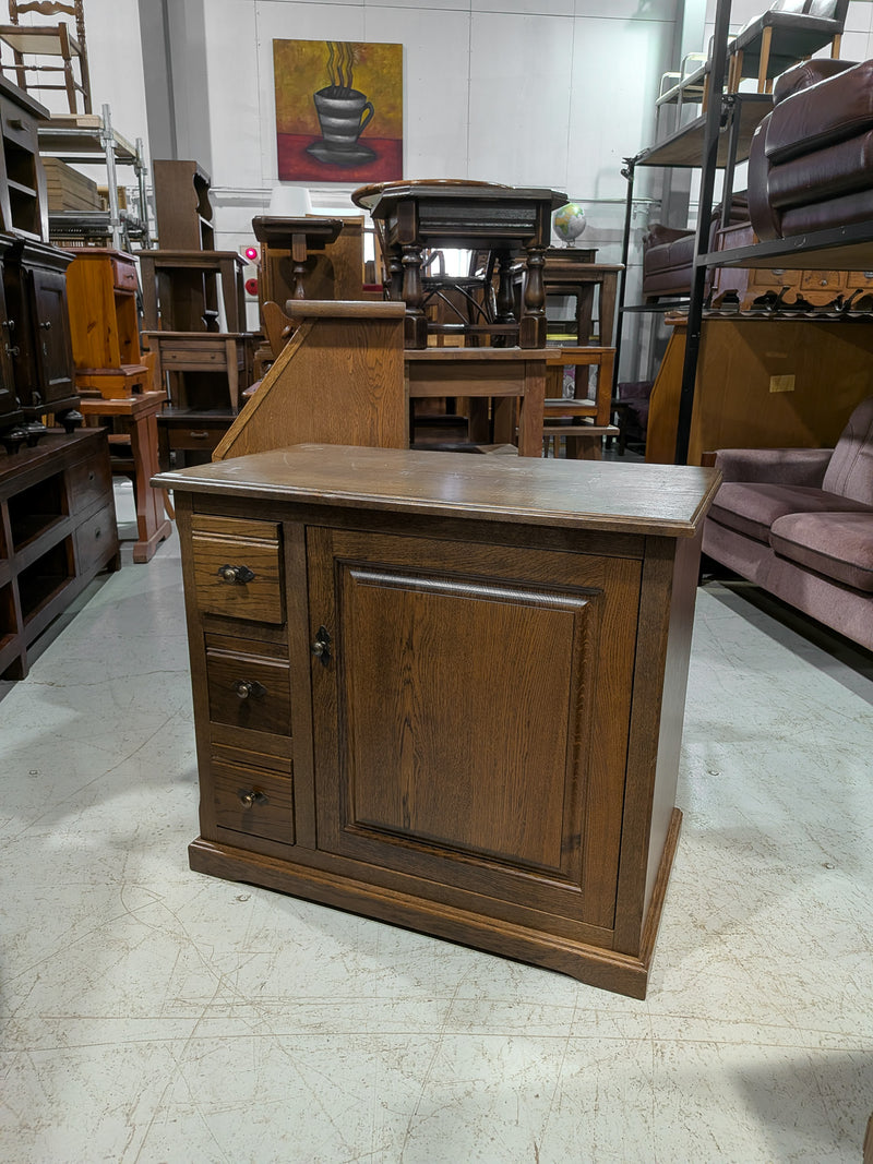 オークウッド キャビネット <br> 大和店