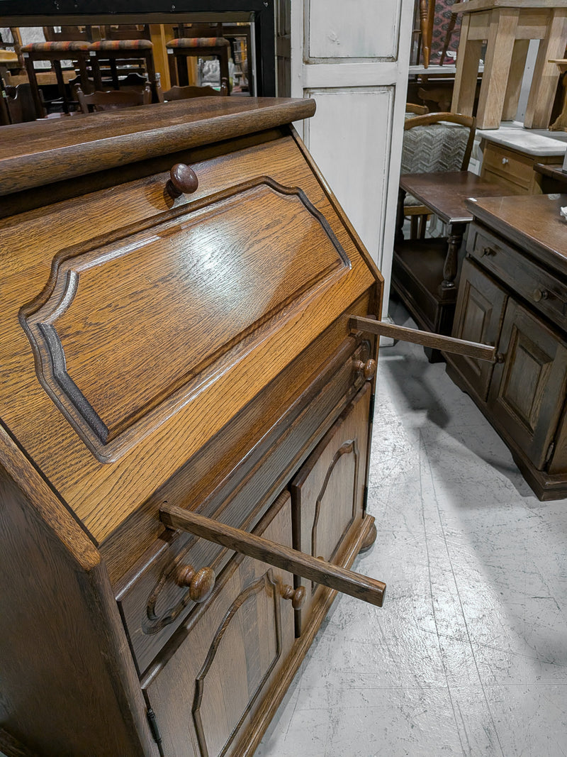 ウッド ライティングビューロー <br> 大和店 - ヴィンテージ SHARK ATTACK