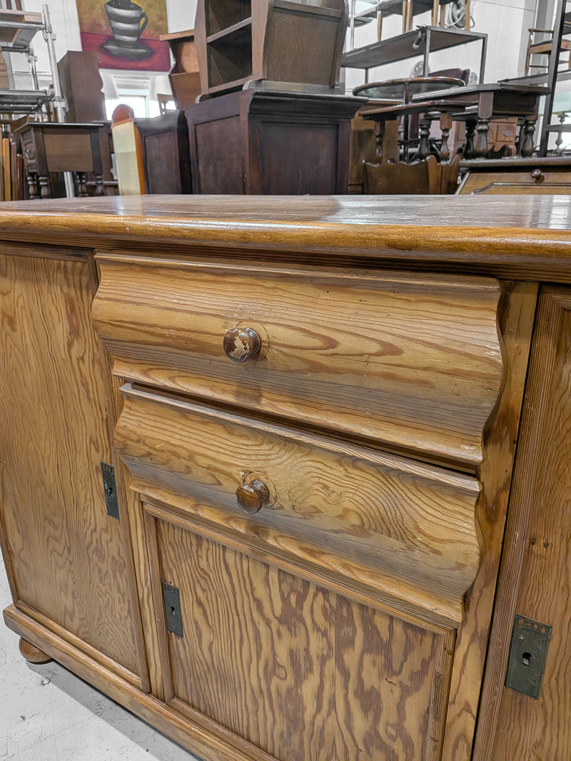 ウッド サイドボード <br> 大和店 - ヴィンテージ SHARK ATTACK