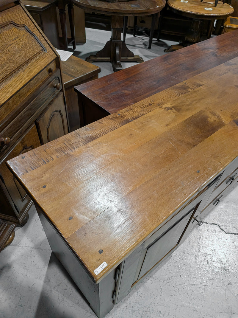 パインウッド サイドボード <br> 大和店 - ヴィンテージ SHARK ATTACK