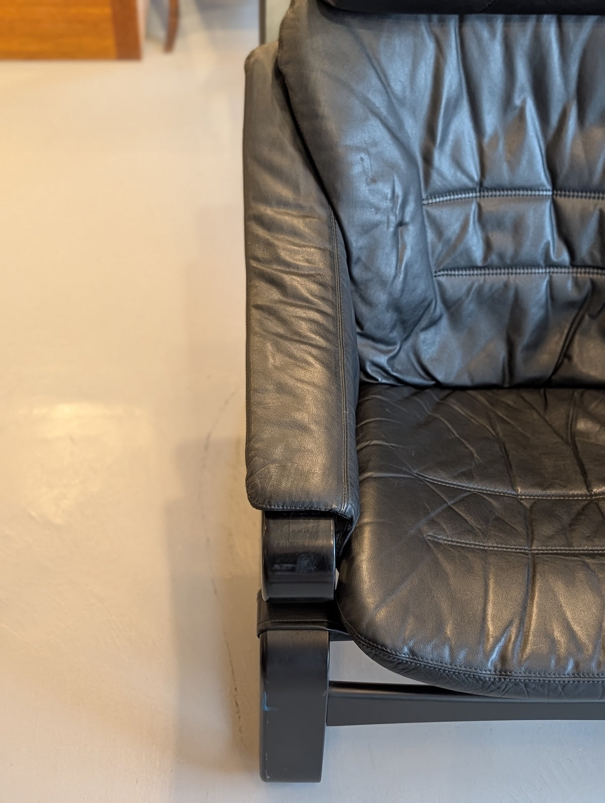 SKIPPER MØBLER , Svend Skipper - ”Apollo Chair” レザー ラウンジチェア＆オットマン - 1970's , Denmark