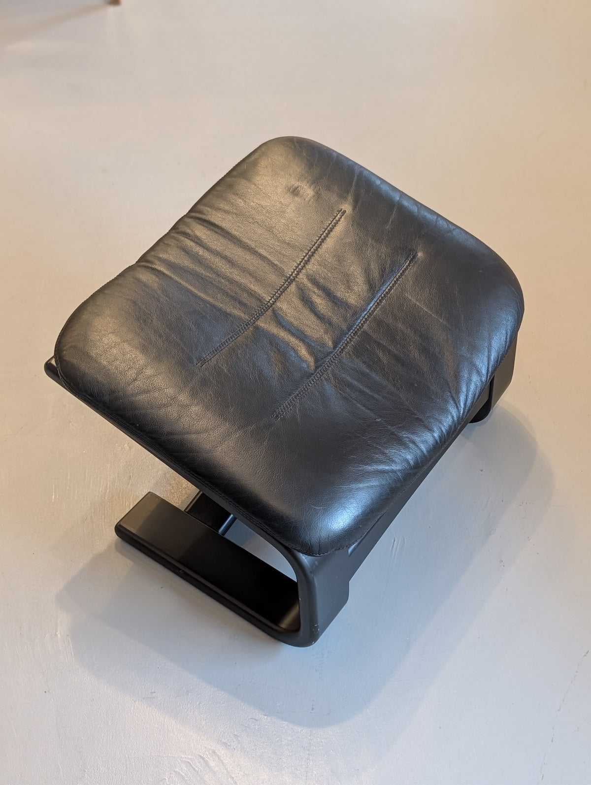 SKIPPER MØBLER , Svend Skipper - ”Apollo Chair” レザー ラウンジチェア＆オットマン - 1970's , Denmark