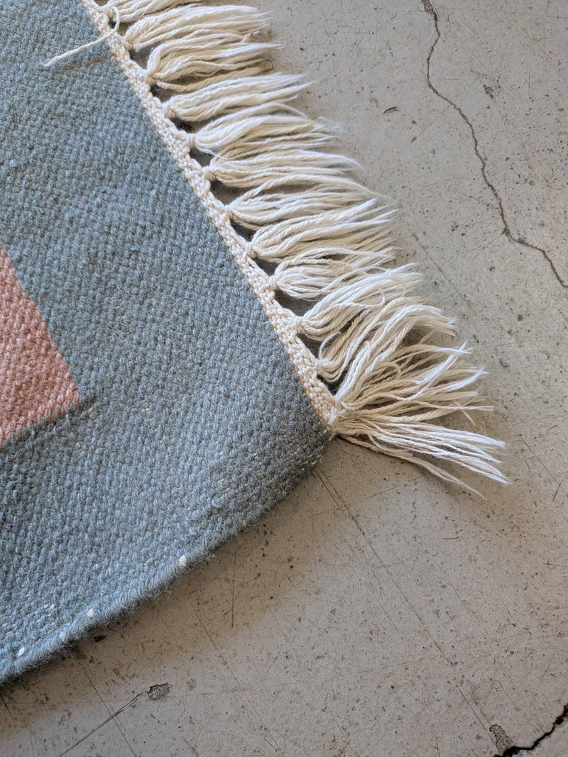 トライバルラグ  150×97 (cm)<br> 大和店