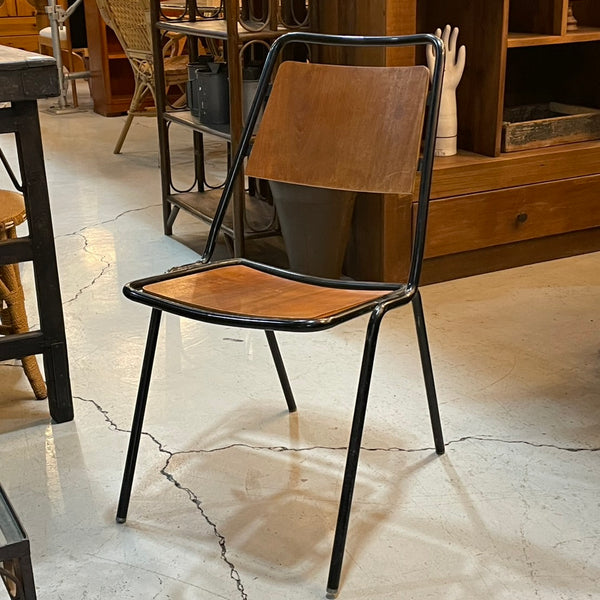 DESK CHAIR