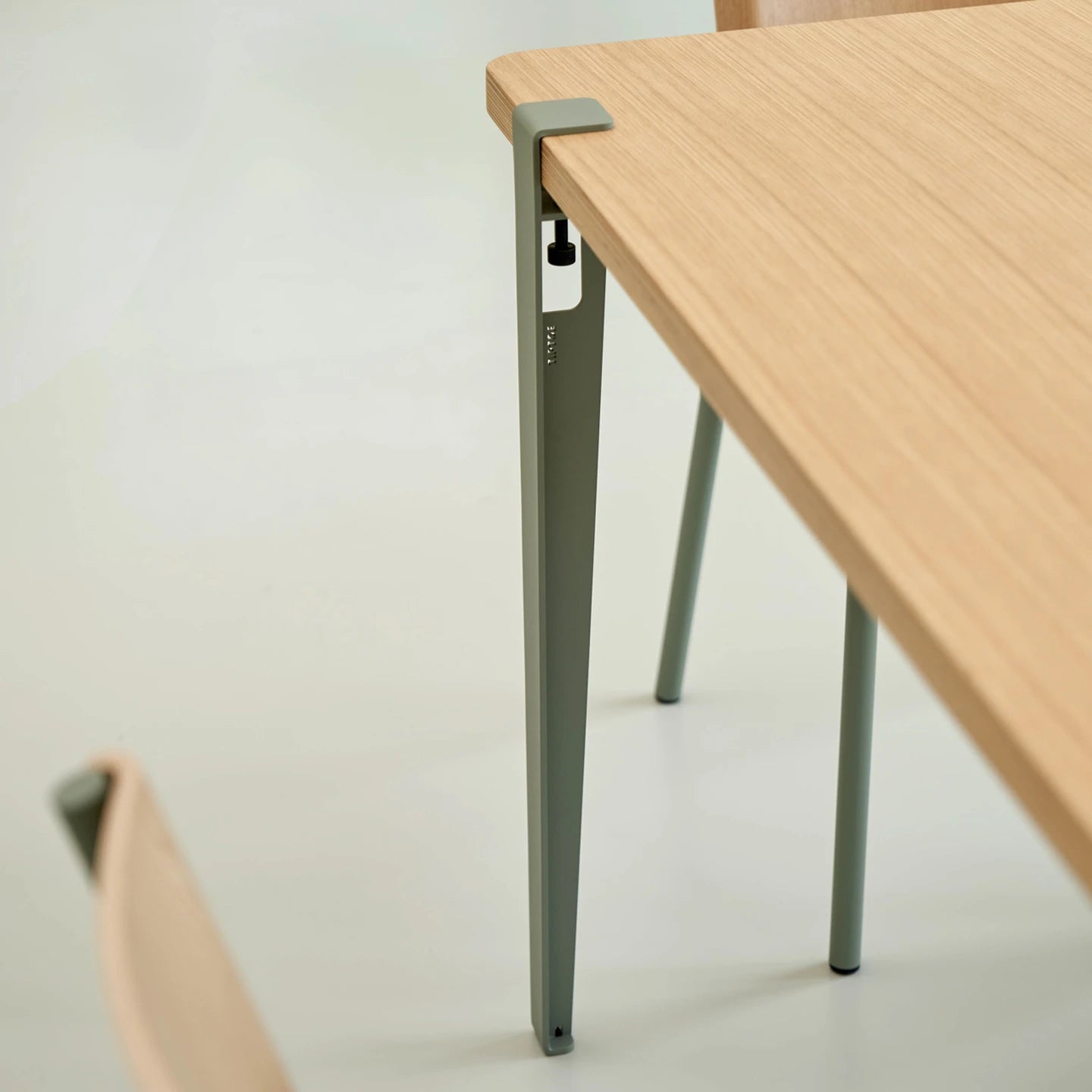 TIPTOE - Table and desk leg – 75 cm - EUCALYPTUS GRAY - 大阪店