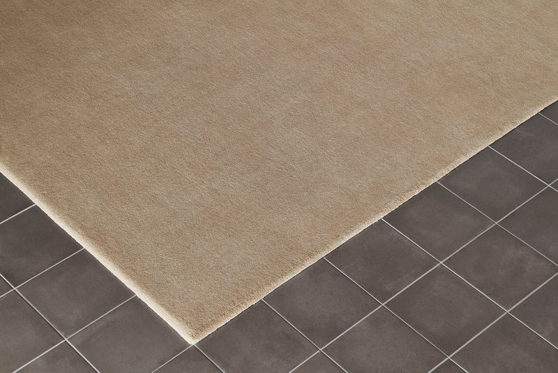 山形緞通　スタンダードライン NEW CRAFTON -No.3 <br>bob`s box - ヴィンテージ SHARK ATTACK