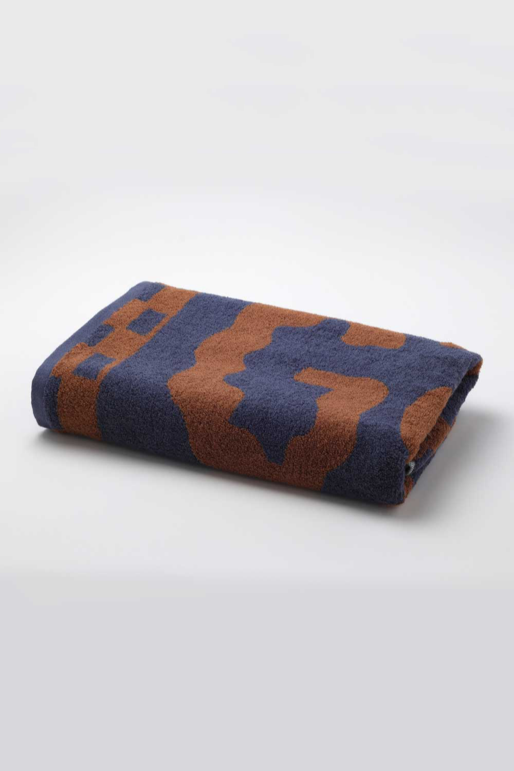 渡辺パイル<br>GOOD DAY バスタオル - NAVY<br>reload店・大阪店・cerote antiques - ヴィンテージ SHARK ATTACK