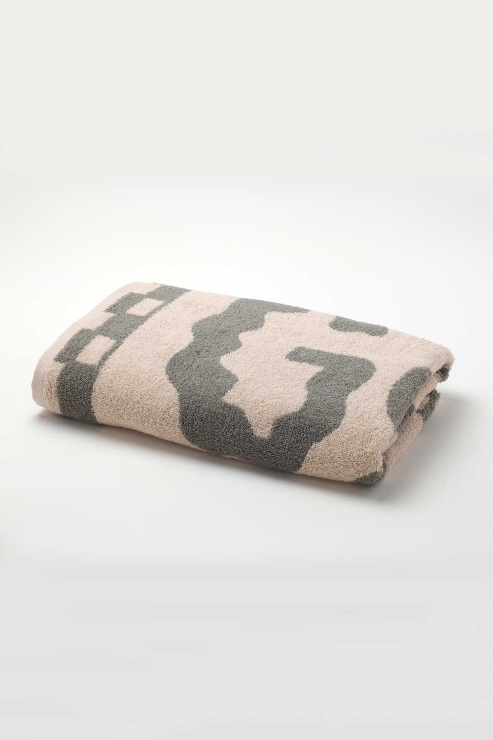 渡辺パイル<br>GOOD DAY バスタオル - GRAY<br>reload店・大阪店・cerote antiques - ヴィンテージ SHARK ATTACK