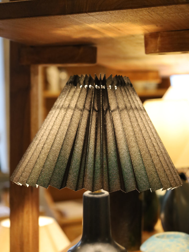 セラミックテーブルランプ <br> 1960's <br>reload - ヴィンテージ SHARK ATTACK