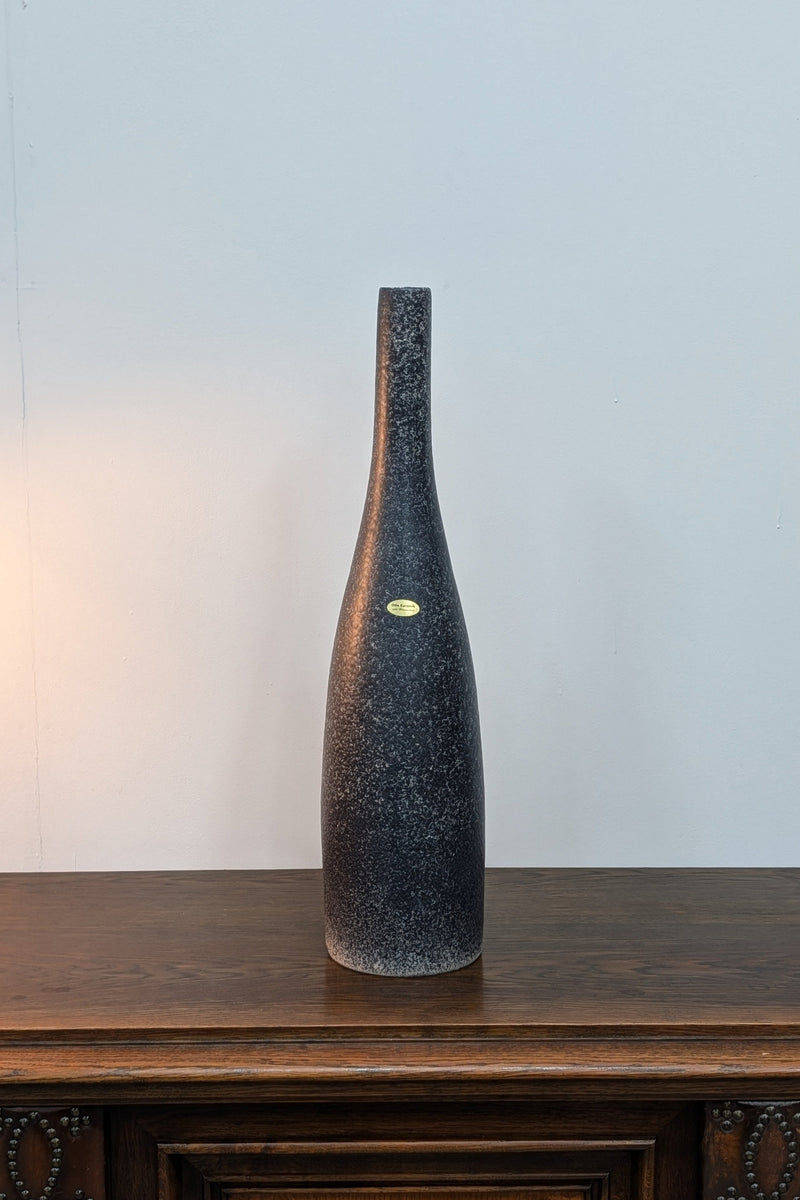 Otto Keramik <br>Vase 2624 <br>Otto Keramik Tokyo・TAMAGAWA BASE - ヴィンテージ SHARK ATTACK