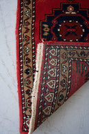 トライバルラグ 1280×660<br>ヴィンテージ<br>大和店 - ヴィンテージ SHARK ATTACK