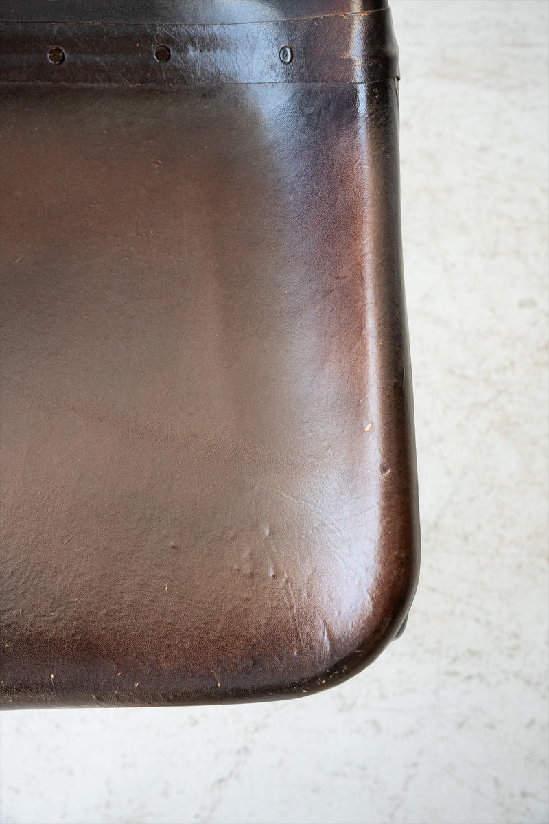 Leather x iron chair vintage Yamato store