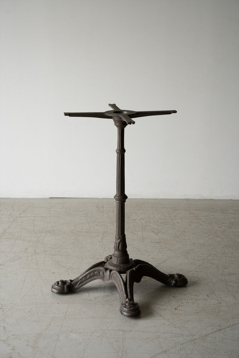iron table legs<br> Vintage Sendagaya store