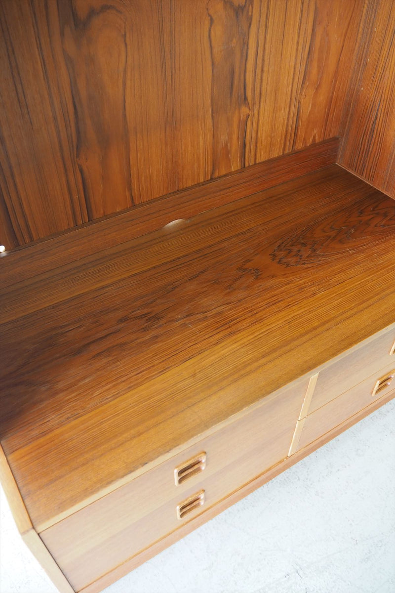Teak wood shelf/cabinet Vintage Yamato store