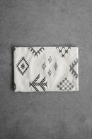 モロッコクッション/ベニワレン　57×37<br>大和店 - ヴィンテージ SHARK ATTACK