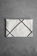 モロッコクッション/ベニワレン　57×37<br>大和店 - ヴィンテージ SHARK ATTACK